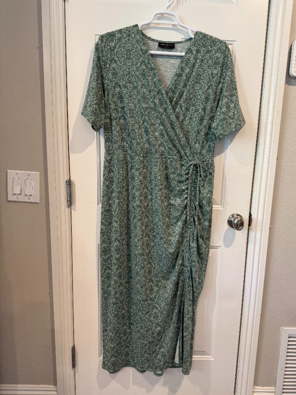 Lane Bryant 18/20 Green White Faux Wrap Maxi Dress Tie Waist Plus Size